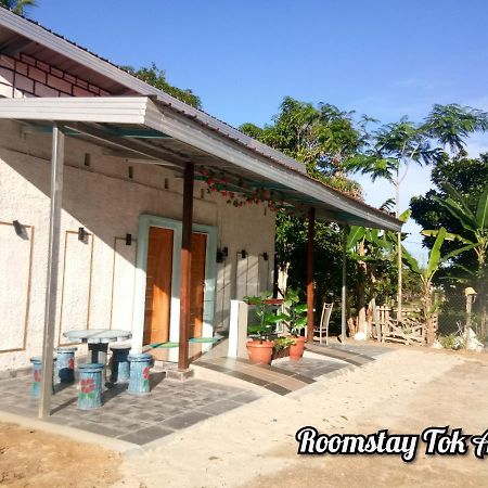 RoomStay Tok Abah A Kuala Rompin Bagian luar foto