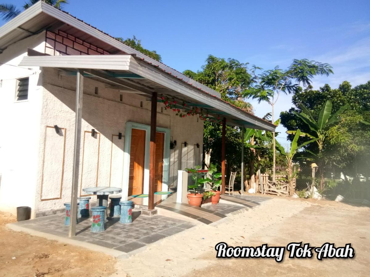 RoomStay Tok Abah A Kuala Rompin Bagian luar foto